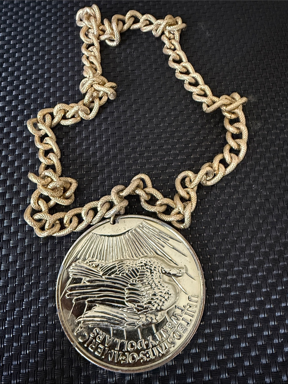 Gold-Colored Medallion Chain Necklace - Pets Reptile Accessory